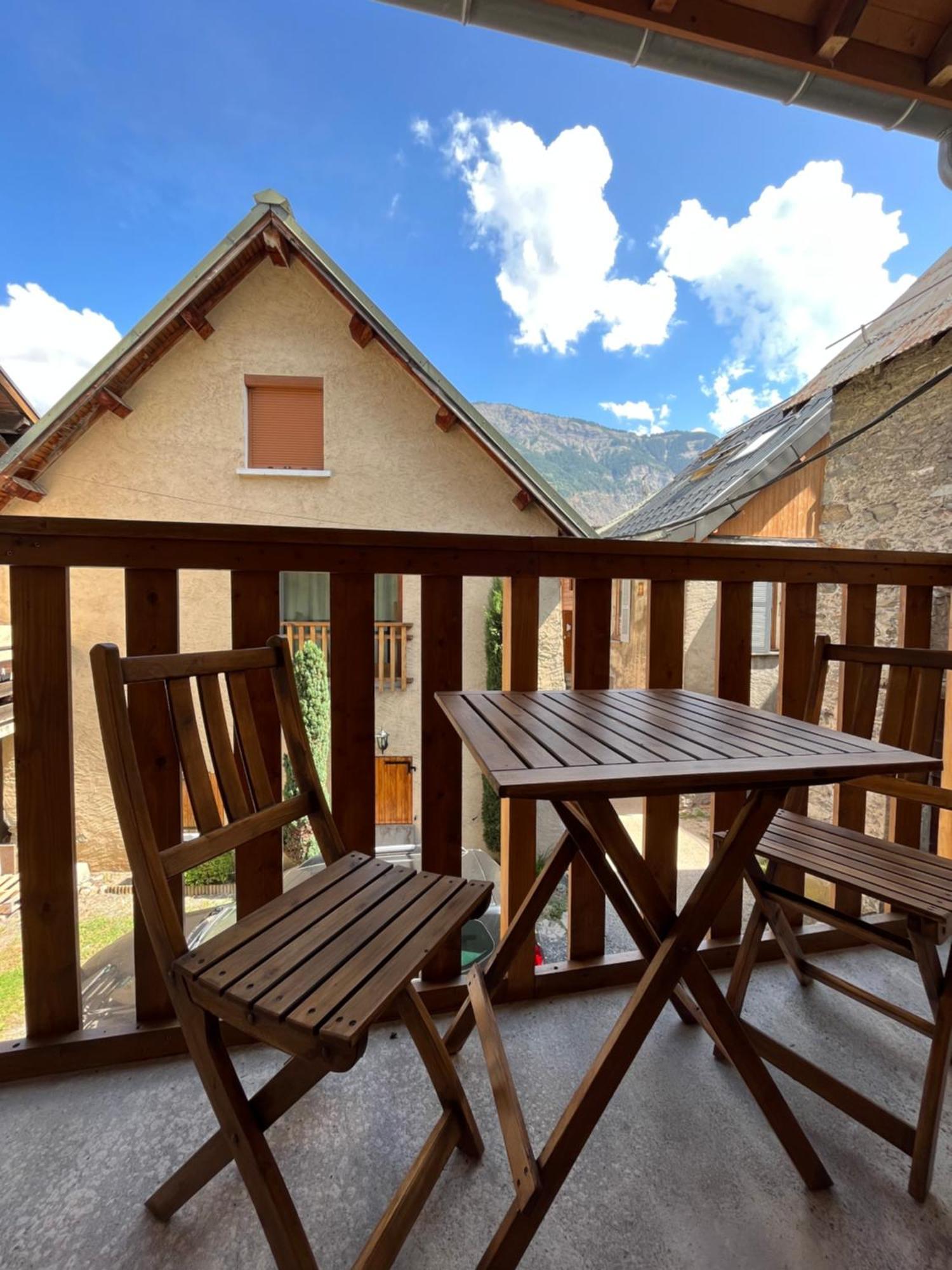 The Stable House Bourg D'Oisans -Bike/Hike/Ski Le Bourg-d'Oisans Exterior photo